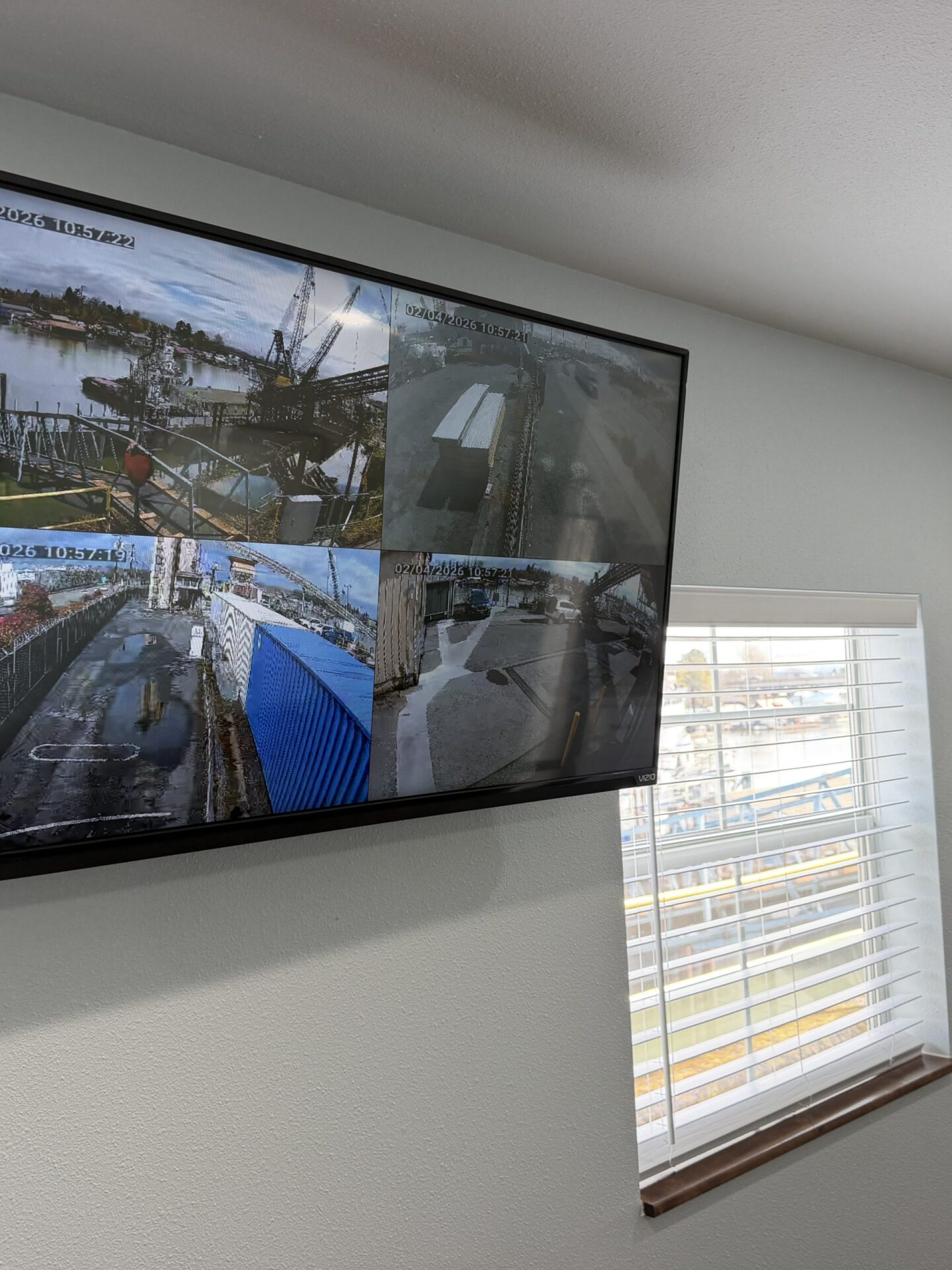 7A7C8CE7-570A-49E0-A323-E06EA547A87A